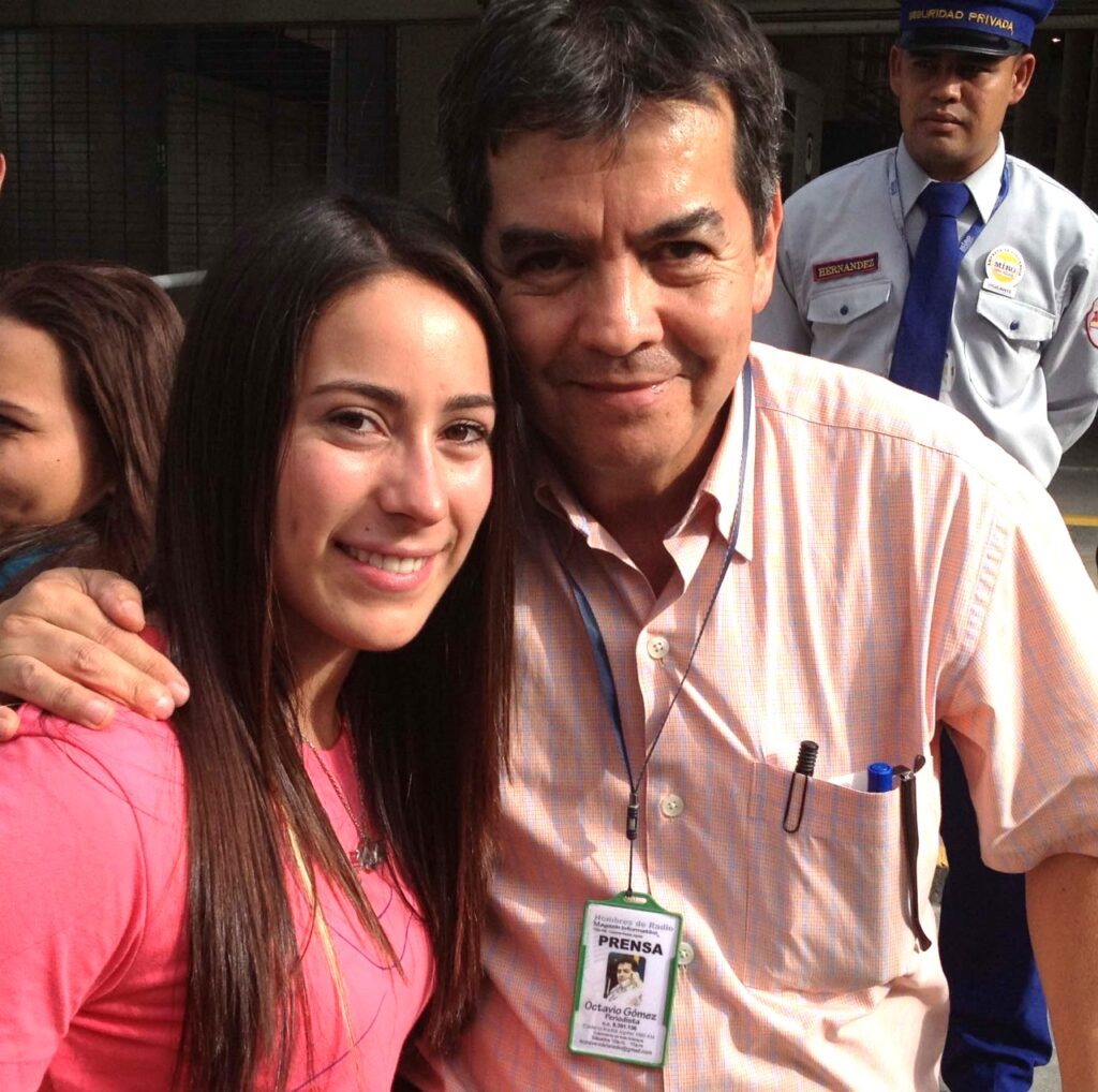 Mariana Pajón, la reina del BMX en Colombia junto a Octavio Prensa.