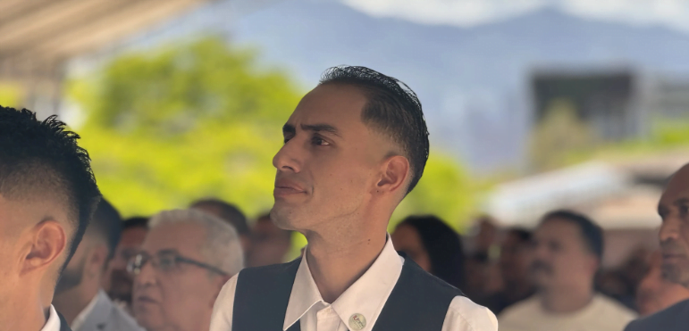 Jairo a pesar de estar en la cárcel, se graduó tecnólogo en desarrollo de software.