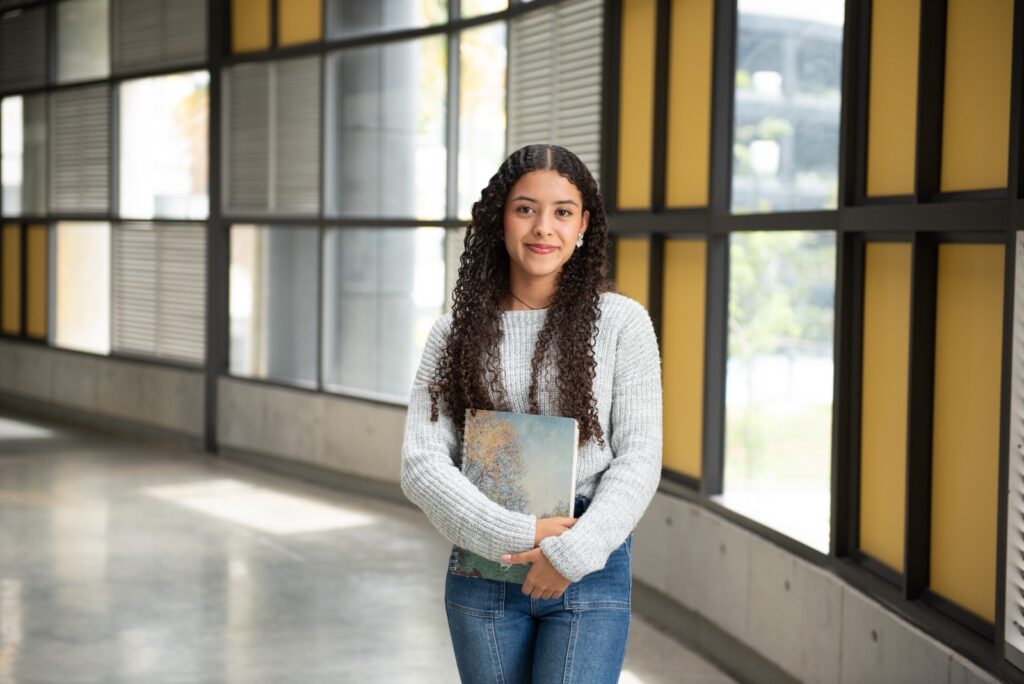 La Alcaldía de Medellín abrió 2.500 cupos para cursos cortos, virtuales y gratuitos.