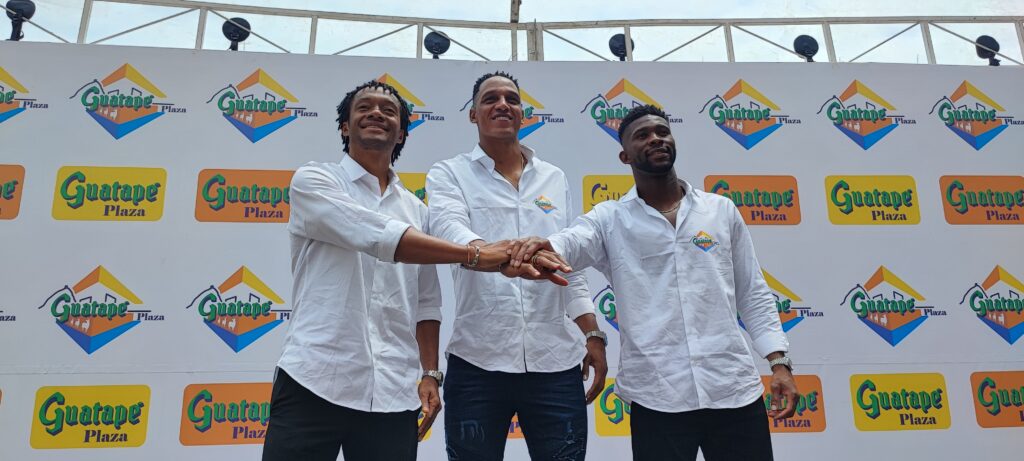 Cuadrado, Lerma y Yerry Mina avanzan en el megaproyecto Guatapé Plaza. Foto: OctavioPrensa