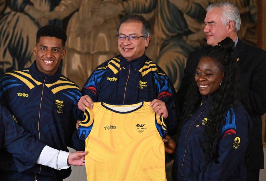 Gustavo Petro viajó a París para acompañar a Colombia en los Olímpicos.