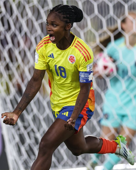 Linda Caicedo anotando su primer gol en el Mundial Femenino Sub20 2024. Foto: FIFA